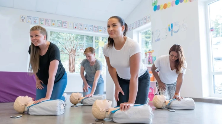 laerdal little junior przedszkole.jpg